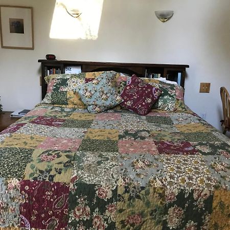 Backyard Garden Oasis Bed & Breakfast Middletown Екстериор снимка